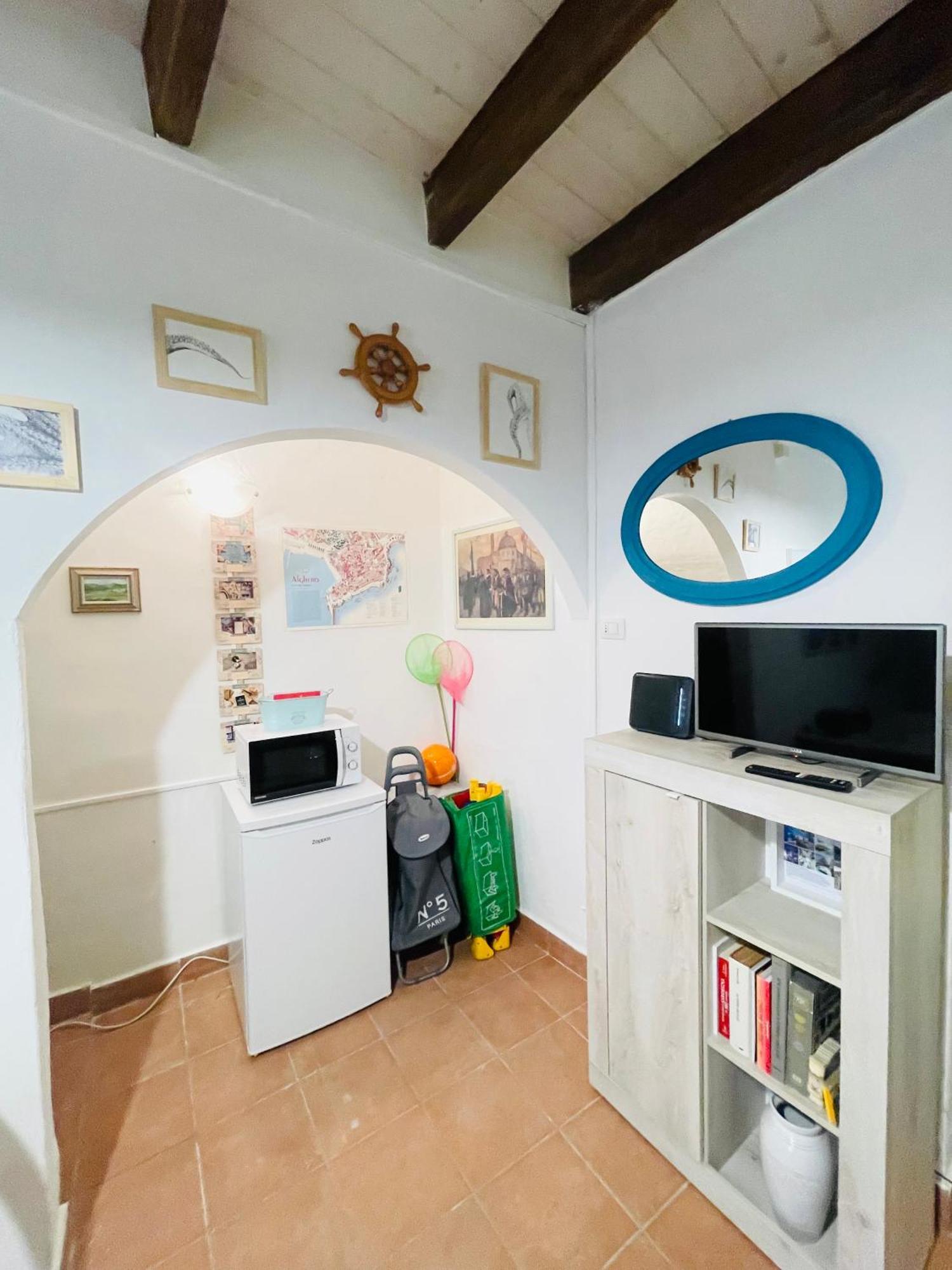 Gaudi Art Room Alghero Exterior foto